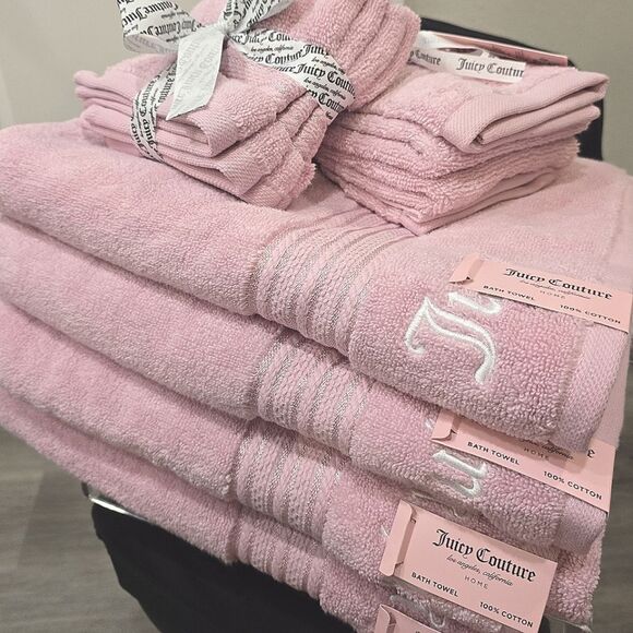 Juicy Couture Home Embroidered Signature Logo Plush Oversized Towel Set - Picture 5 of 10